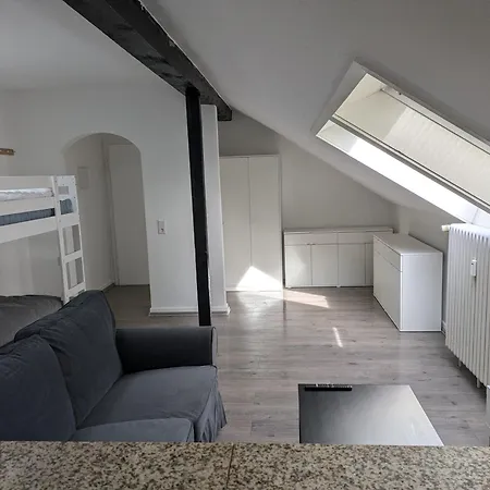 Interaktiv In - Duesseldorferstrasse Apartment *